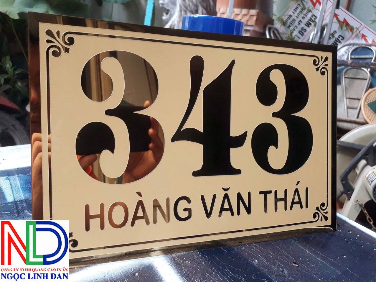 Các mẫu bảng số nhà inox hiện đại và độc đáo