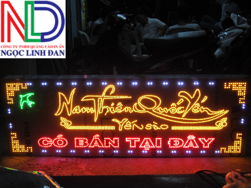Làm thế nào để bảng hiệu nổi bật trong môi trường cạnh tranh