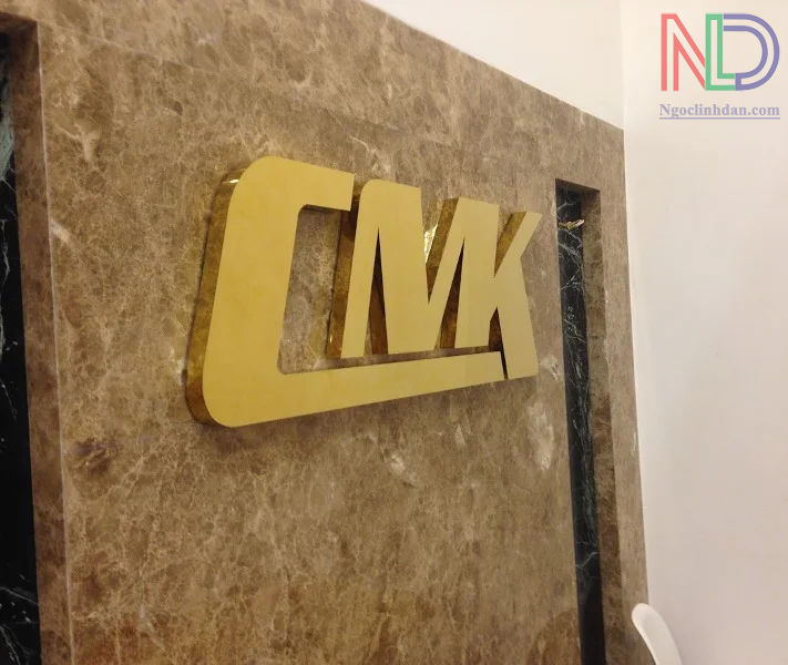 Ứng Dụng Bảng Hiệu Chữ Inox Trong Không Gian Khách Sạn