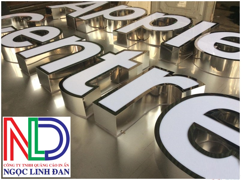 Chữ Inox Sáng Mặt Có Những Ưu Điểm Gì So Với Các Loại Chữ Nổi Khác?